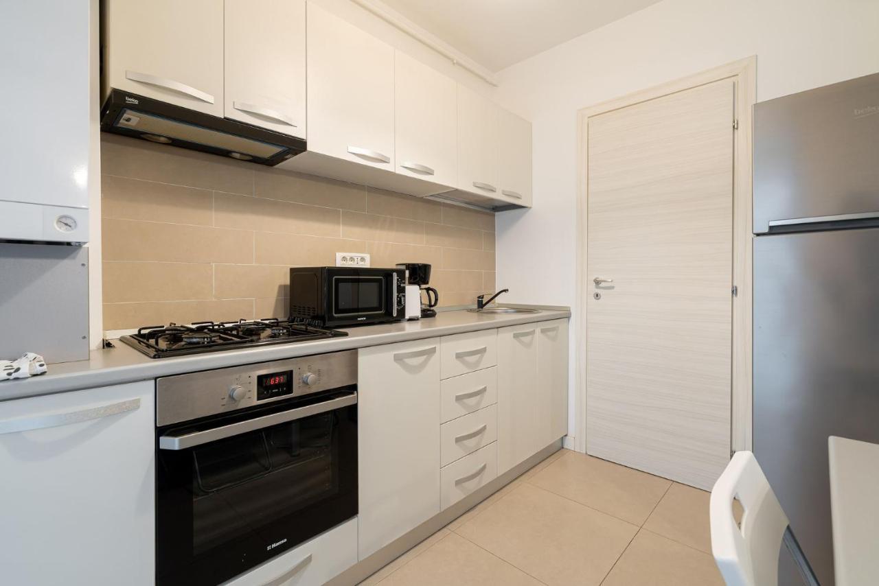 21 Residence Studio Bucarest Esterno foto