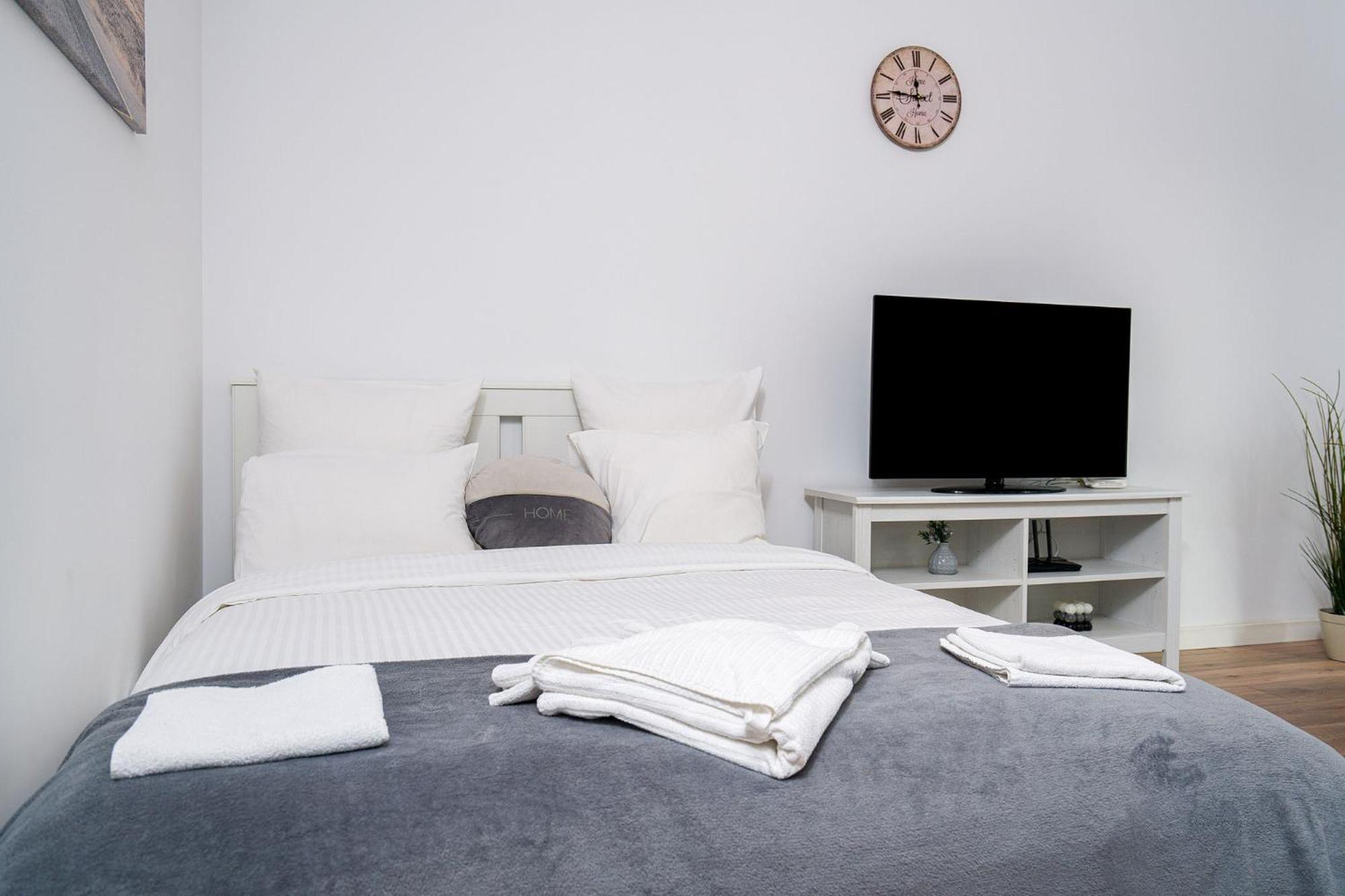 21 Residence Studio Bucarest Esterno foto