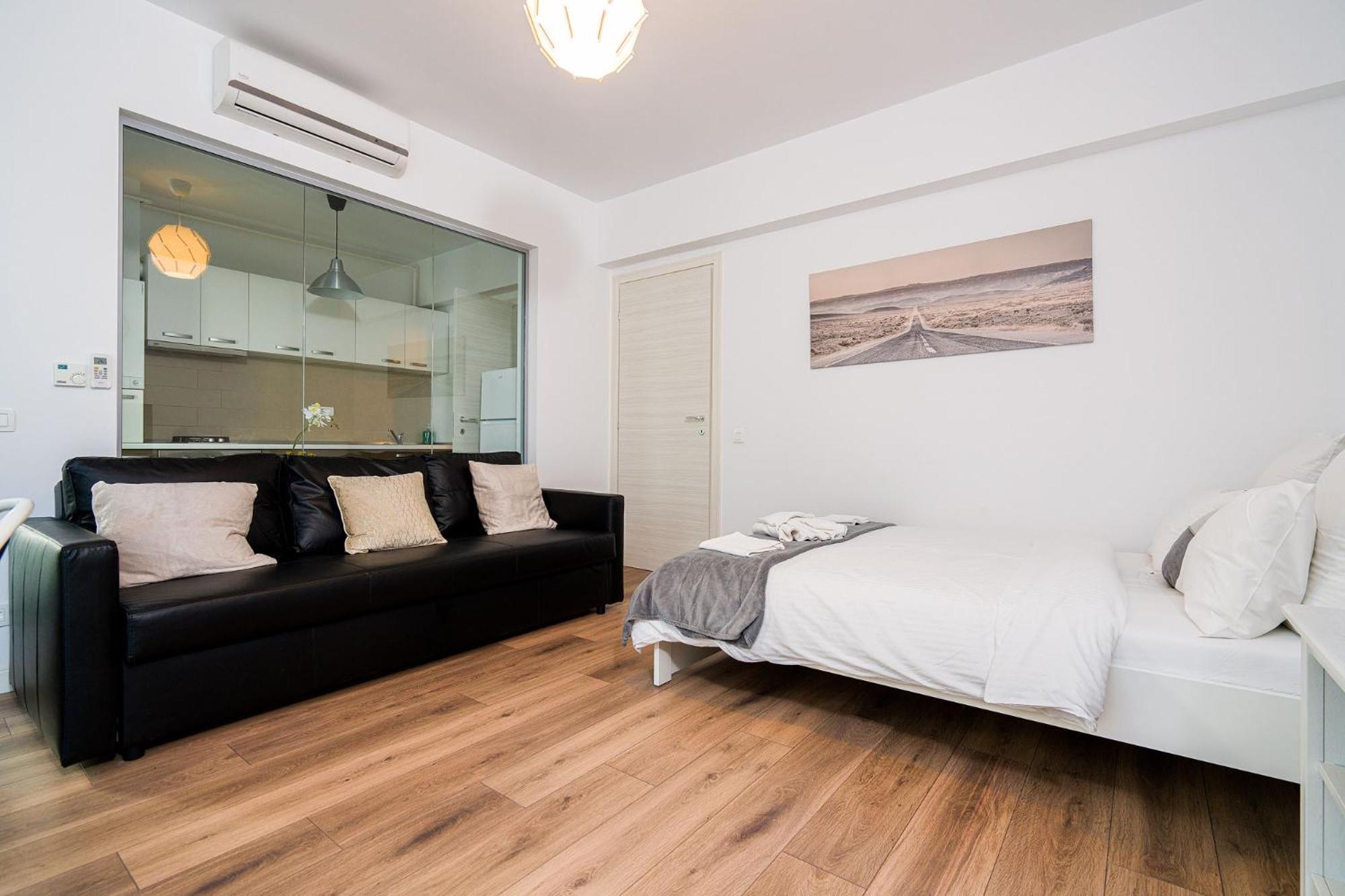 21 Residence Studio Bucarest Esterno foto